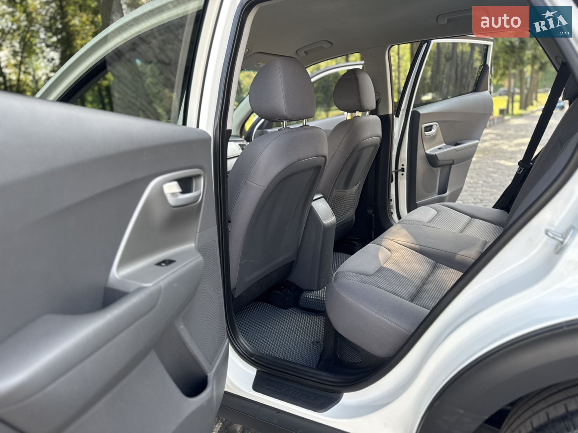 2017 Kia Niro - мініатюра 52