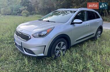 Внедорожник / Кроссовер Kia Niro 2018 в Киеве