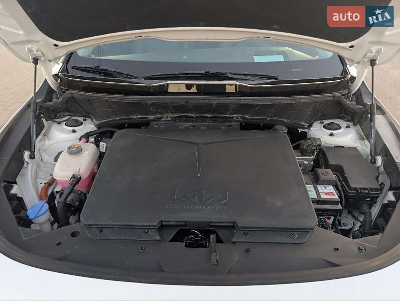 Внедорожник / Кроссовер Kia Niro 2023 в Ровно