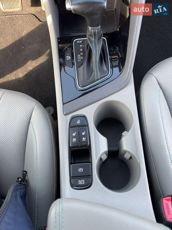 Позашляховик / Кросовер Kia Niro 2021 в Львові