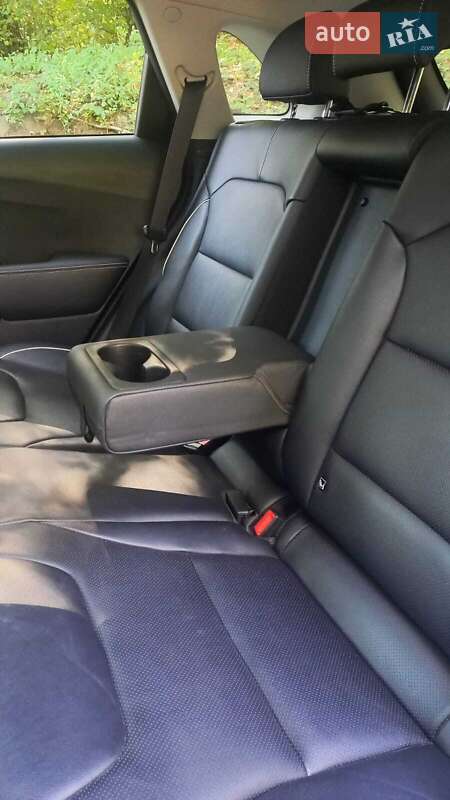 Позашляховик / Кросовер Kia Niro 2020 в Тернополі