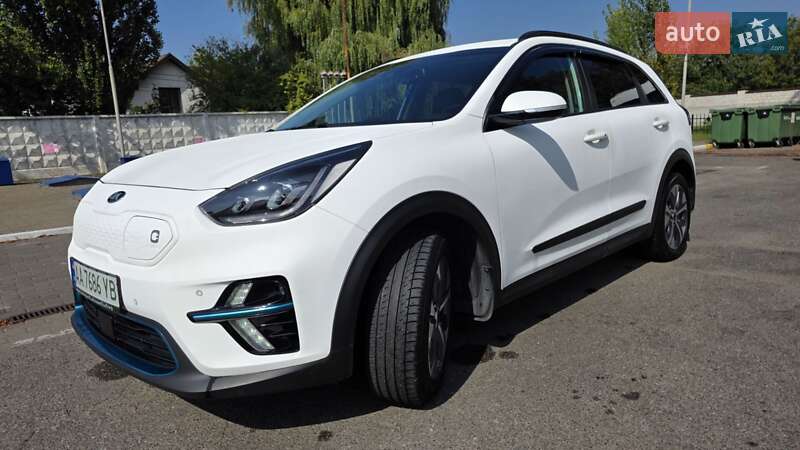 Внедорожник / Кроссовер Kia Niro 2020 в 