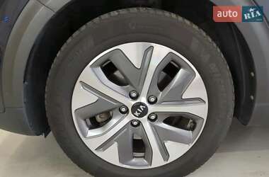 Внедорожник / Кроссовер Kia Niro 2019 в 