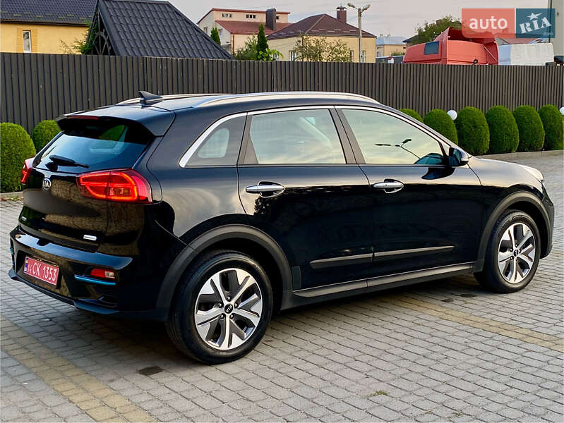 Позашляховик / Кросовер Kia Niro 2021 в Львові
