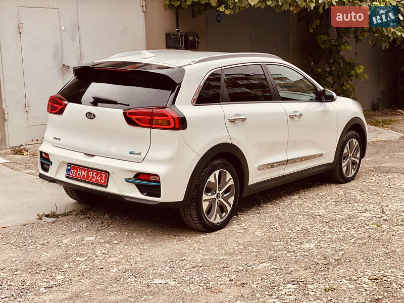 Позашляховик / Кросовер Kia Niro 2020 в Тернополі