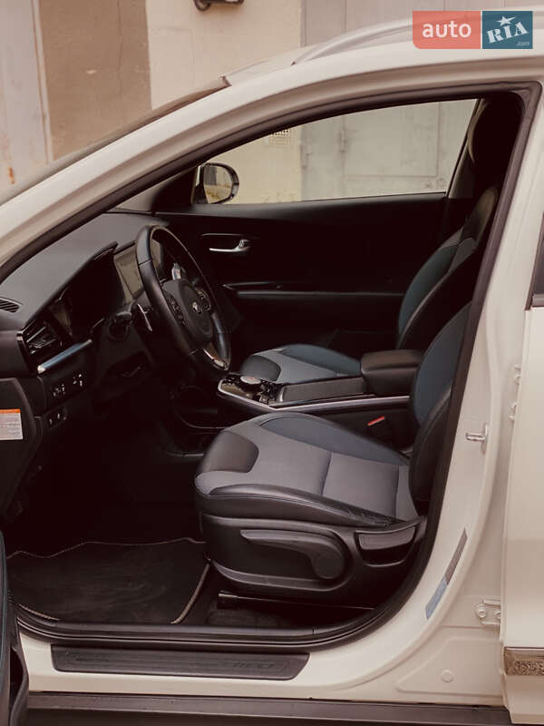Позашляховик / Кросовер Kia Niro 2020 в Тернополі