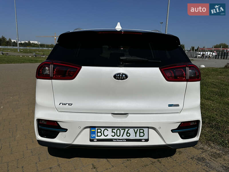 Позашляховик / Кросовер Kia Niro 2019 в Львові