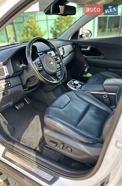Внедорожник / Кроссовер Kia Niro 2019 в 