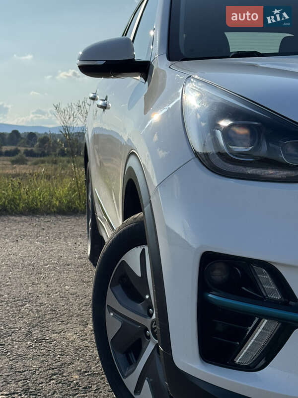 Внедорожник / Кроссовер Kia Niro 2021 в Дрогобыче