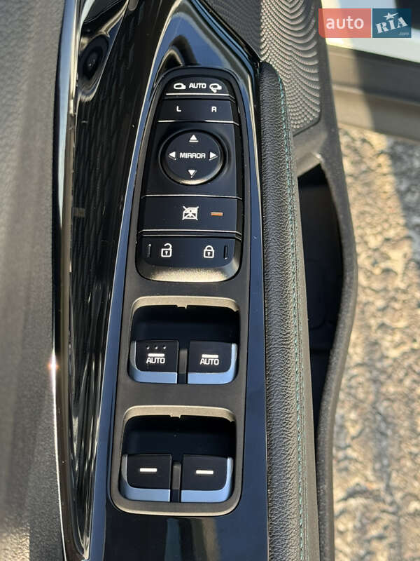 Внедорожник / Кроссовер Kia Niro 2021 в Дрогобыче