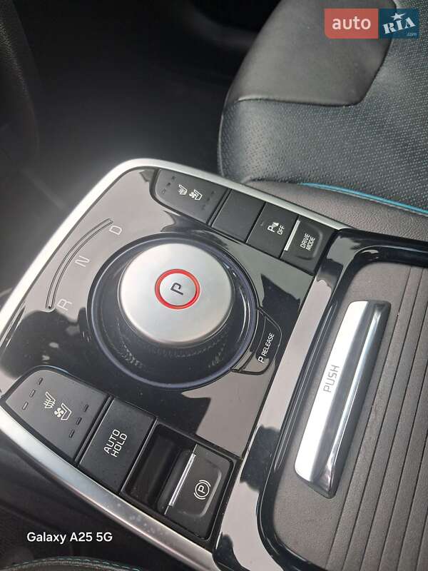 Внедорожник / Кроссовер Kia Niro 2020 в Львове фото 12 Внедорожник / Кроссовер Kia Niro 2020 в Львове