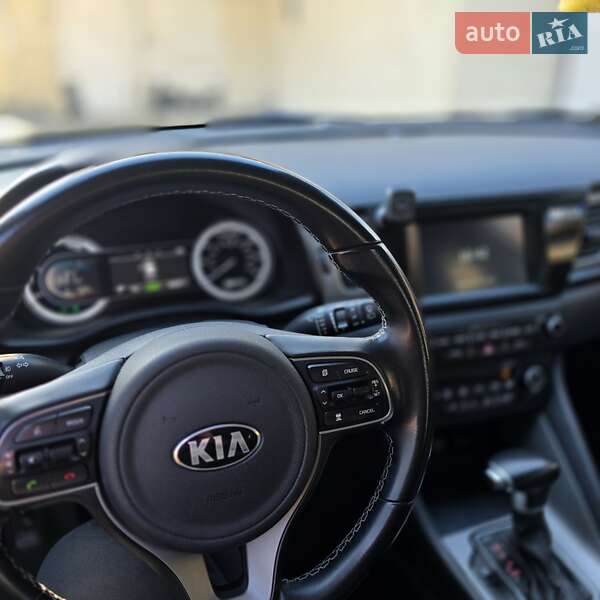 Внедорожник / Кроссовер Kia Niro 2018 в Одессе