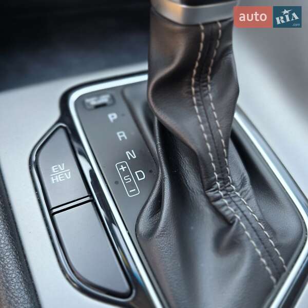 Внедорожник / Кроссовер Kia Niro 2018 в Одессе