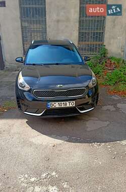 Внедорожник / Кроссовер Kia Niro 2017 в Львове