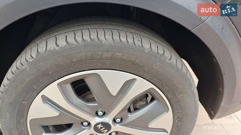 Внедорожник / Кроссовер Kia Niro 2019 в Нежине