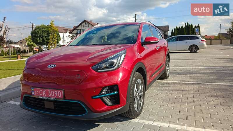 Позашляховик / Кросовер Kia Niro 2020 в Львові