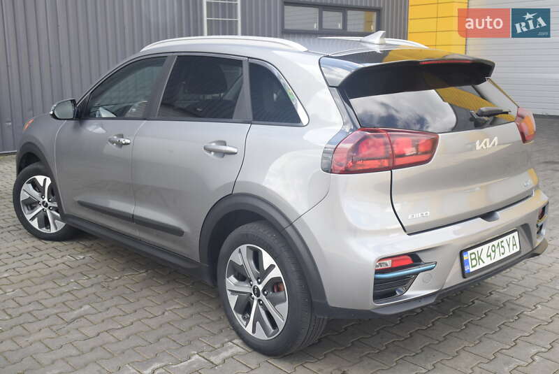 Внедорожник / Кроссовер Kia Niro 2022 в Ровно