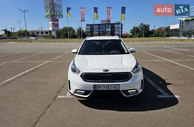 Позашляховик / Кросовер Kia Niro 2017 в Одесі