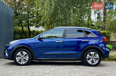 Внедорожник / Кроссовер Kia Niro 2022 в 