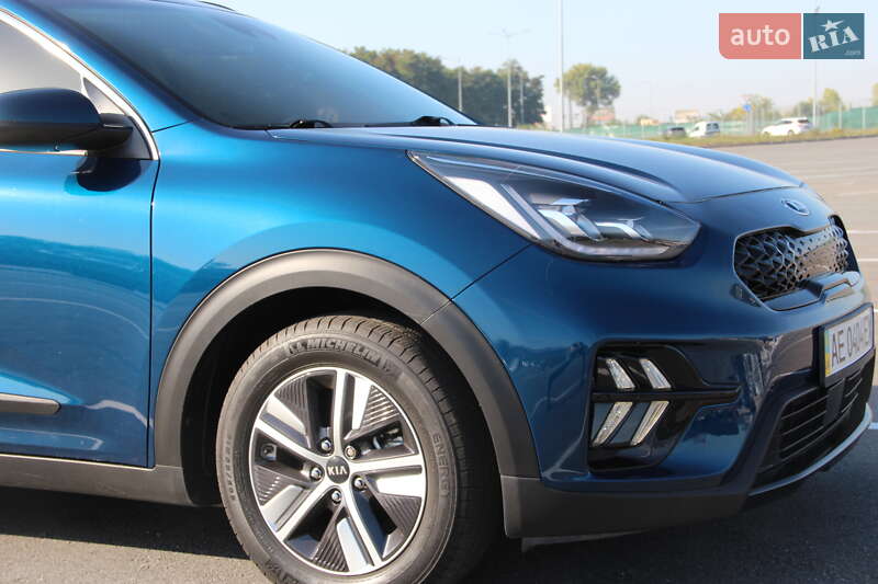 Позашляховик / Кросовер Kia Niro 2020 в Дніпрі