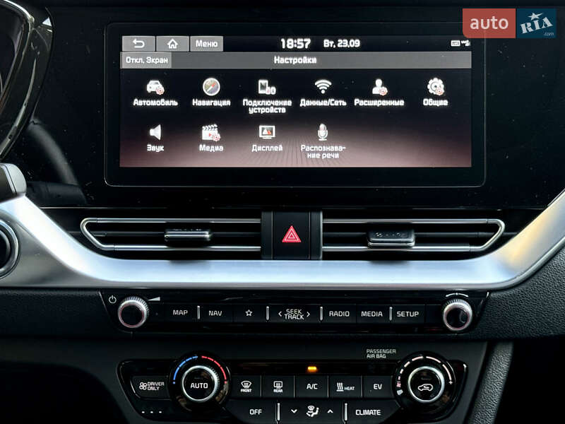 Позашляховик / Кросовер Kia Niro 2020 в Києві фото 55 Позашляховик / Кросовер Kia Niro 2020 в Києві