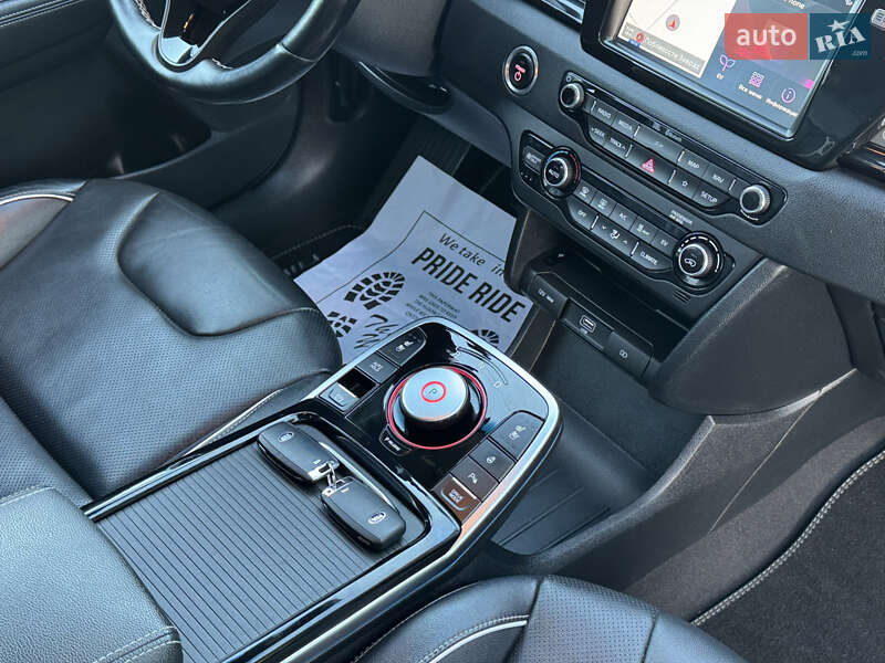 Внедорожник / Кроссовер Kia Niro 2020 в Дубно