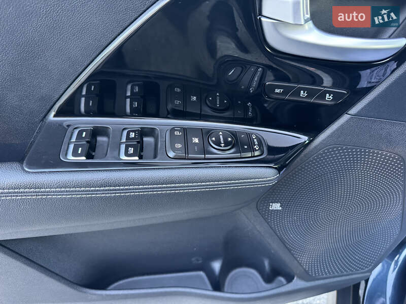 Внедорожник / Кроссовер Kia Niro 2020 в Дубно