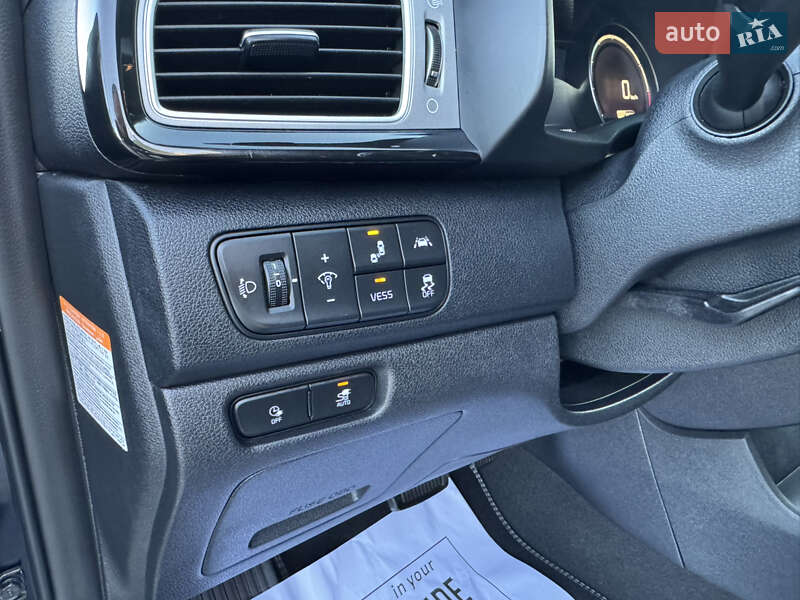Внедорожник / Кроссовер Kia Niro 2020 в Дубно