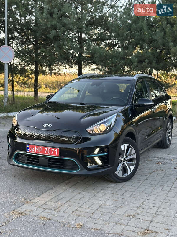 Внедорожник / Кроссовер Kia Niro 2020 в Золочеве фото 2 Внедорожник / Кроссовер Kia Niro 2020 в Золочеве