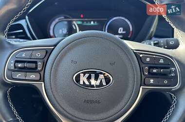 Внедорожник / Кроссовер Kia Niro 2021 в 