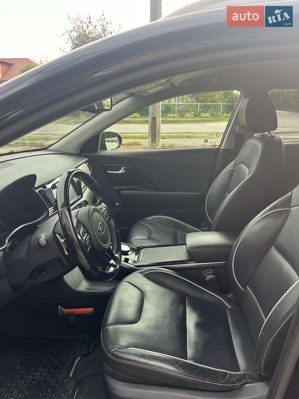 Внедорожник / Кроссовер Kia Niro 2018 в Чорткове фото 20 Внедорожник / Кроссовер Kia Niro 2018 в Чорткове