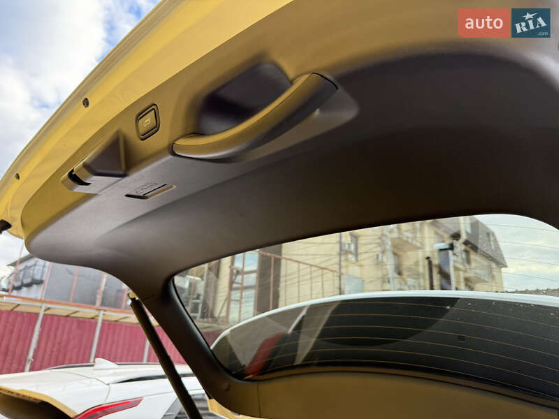 Позашляховик / Кросовер Kia Niro 2022 в Умані