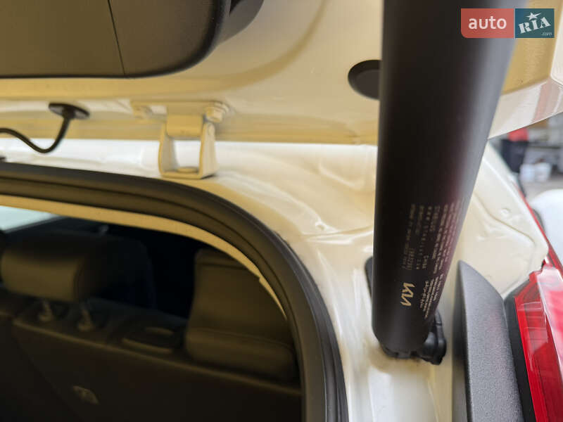 Позашляховик / Кросовер Kia Niro 2022 в Умані