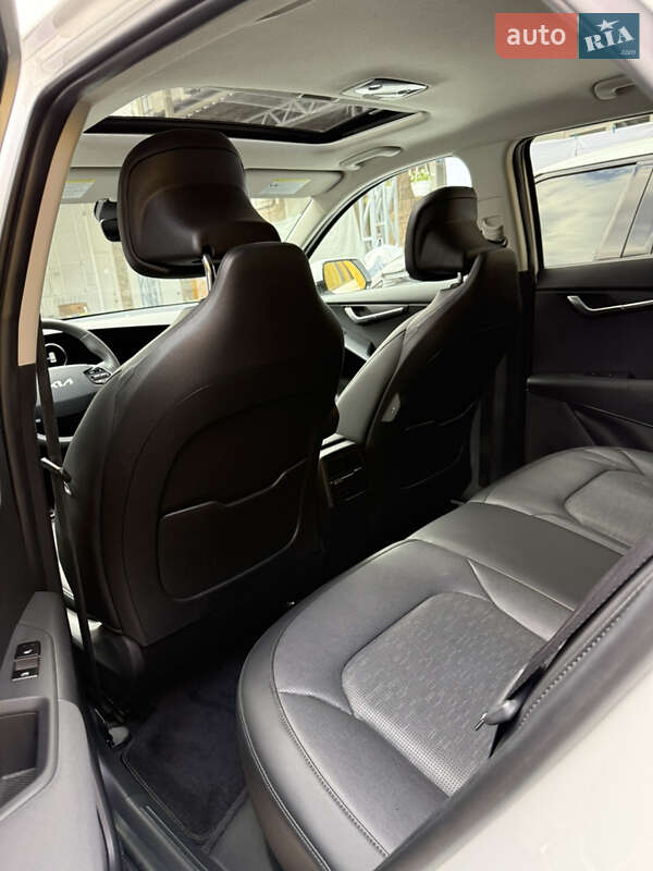 Позашляховик / Кросовер Kia Niro 2022 в Умані