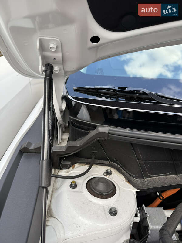 Позашляховик / Кросовер Kia Niro 2022 в Умані