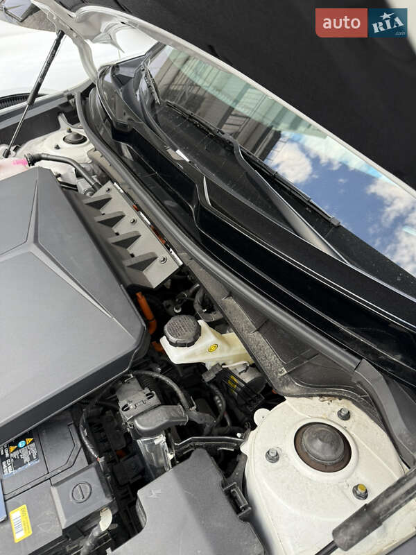 Позашляховик / Кросовер Kia Niro 2022 в Умані