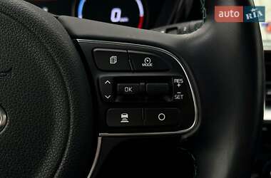 Внедорожник / Кроссовер Kia Niro 2020 в 