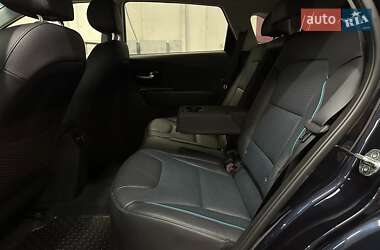 Внедорожник / Кроссовер Kia Niro 2020 в 