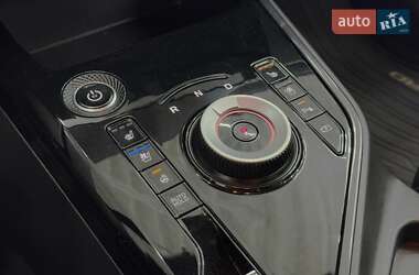 Внедорожник / Кроссовер Kia Niro 2023 в 
