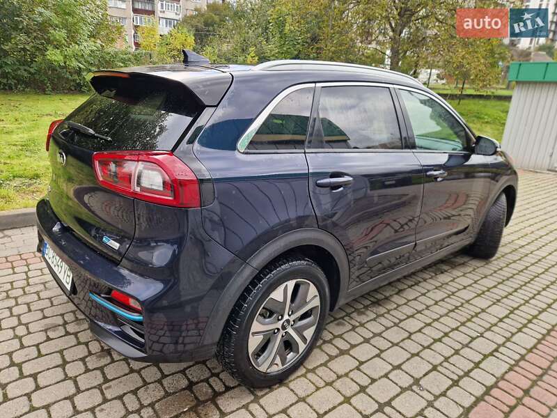 Позашляховик / Кросовер Kia Niro 2019 в Львові