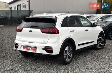 Внедорожник / Кроссовер Kia Niro 2021 в 