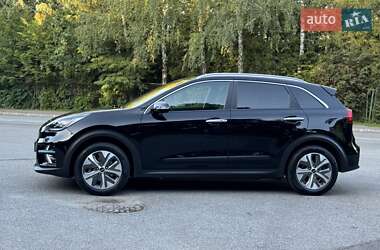 Внедорожник / Кроссовер Kia Niro 2022 в 