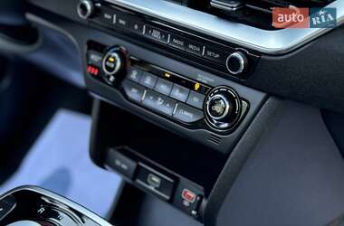 Внедорожник / Кроссовер Kia Niro 2022 в 