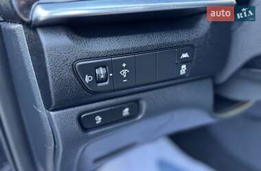 Внедорожник / Кроссовер Kia Niro 2022 в 