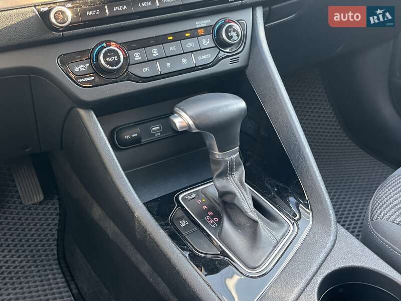 Внедорожник / Кроссовер Kia Niro 2021 в Днепре