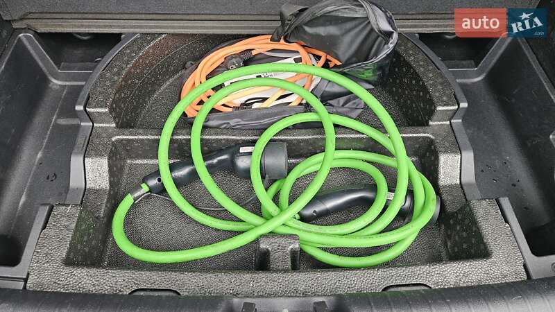 Внедорожник / Кроссовер Kia Niro 2020 в Радомышле фото 32 Внедорожник / Кроссовер Kia Niro 2020 в Радомышле