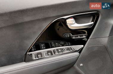 Позашляховик / Кросовер Kia Niro 2020 в 