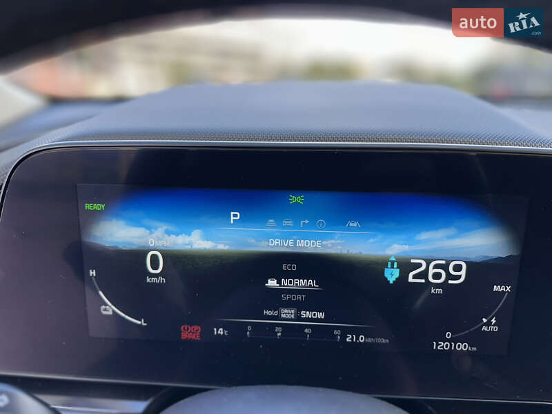 Внедорожник / Кроссовер Kia Niro 2022 в Дрогобыче