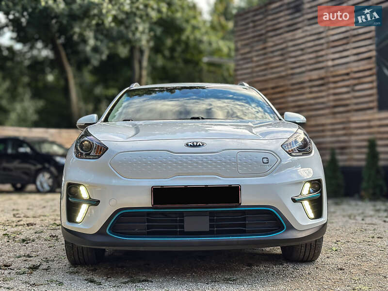 Позашляховик / Кросовер Kia Niro 2019 в Бродах фото 10 Позашляховик / Кросовер Kia Niro 2019 в Бродах