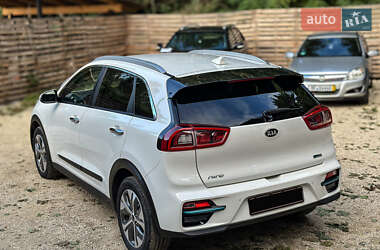 Внедорожник / Кроссовер Kia Niro 2019 в 